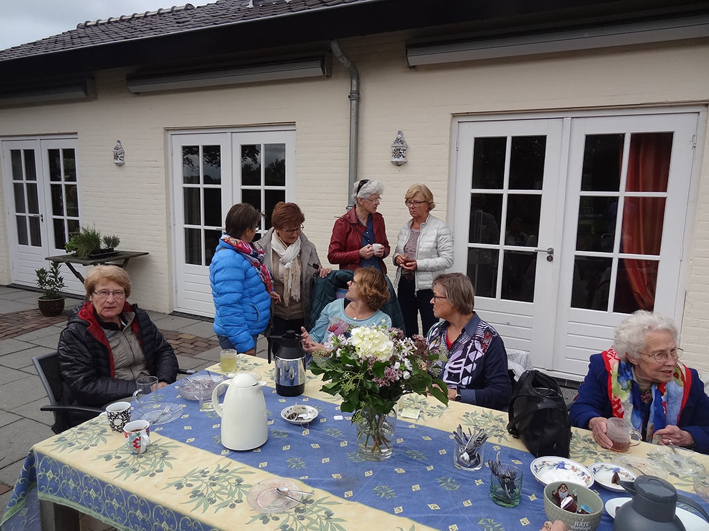  Uistapje 2017, rondleiding in de natuur en uitleg van de natuur. 